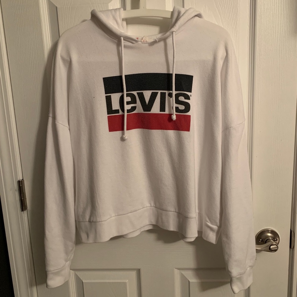 Levi’s Hoodie with Slight Crop